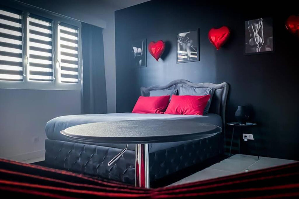 SECRET SUITE "Mr Grey" - Jacuzzi privatif - Gare RER C - Proche Paris - Brétigny-sur-Orge3 de SECRET SUITE "Mr Grey" - Jacuzzi privatif - Gare RER C - Proche Paris