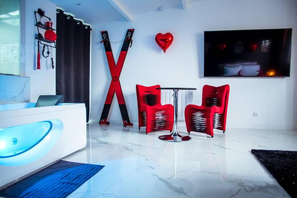 SECRET SUITE "Mr Grey" - Jacuzzi privatif - Gare RER C - Proche Paris - Brétigny-sur-Orge8 de SECRET SUITE "Mr Grey" - Jacuzzi privatif - Gare RER C - Proche Paris