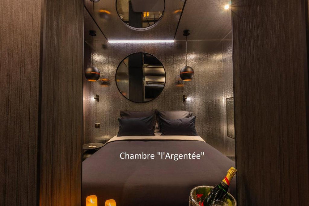 Love Hôtel avec nuit insolite au Dandy et Jacuzzi privatisé - Paris20 de Love Hôtel avec nuit insolite au Dandy et Jacuzzi privatisé