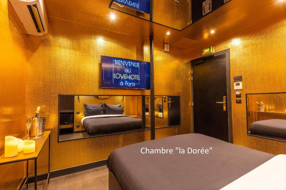 Love Hôtel avec nuit insolite au Dandy et Jacuzzi privatisé - Paris7 de Love Hôtel avec nuit insolite au Dandy et Jacuzzi privatisé