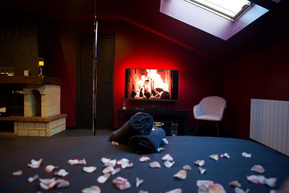 PARENTHESE LOVE - Amour & Tentation Suite Balnéo SPA Proche Orly-Paris - La Ville-du-Bois40 de PARENTHESE LOVE - Amour & Tentation Suite Balnéo SPA Proche Orly-Paris
