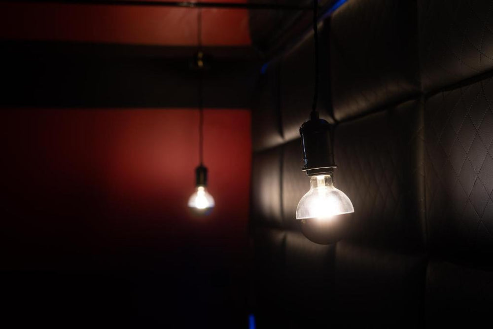 Capsule Secret - Jacuzzi - Netflix & Home cinéma - Jeux de couple - Barre de pole dance - Valenciennes8 de Capsule Secret - Jacuzzi - Netflix & Home cinéma - Jeux de couple - Barre de pole dance