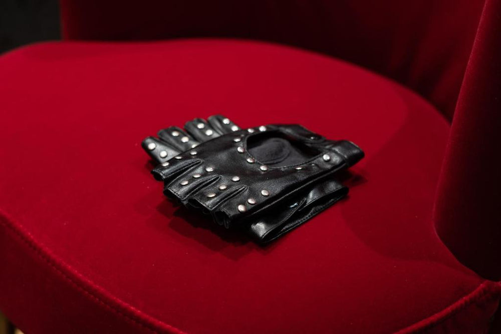 Capsule Secret - Jacuzzi - Netflix & Home cinéma - Jeux de couple - Barre de pole dance - Valenciennes16 de Capsule Secret - Jacuzzi - Netflix & Home cinéma - Jeux de couple - Barre de pole dance