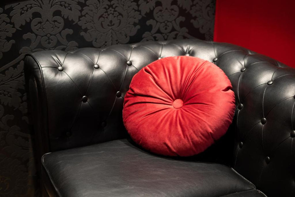 Capsule Secret - Jacuzzi - Netflix & Home cinéma - Jeux de couple - Barre de pole dance - Valenciennes22 de Capsule Secret - Jacuzzi - Netflix & Home cinéma - Jeux de couple - Barre de pole dance