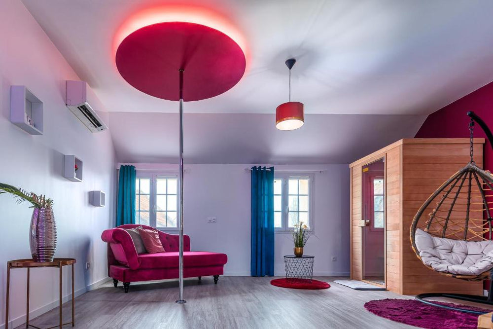 Suite L'echappee - Maison romantique - SPA & Sauna Privatif- Pole Dance - Lit rond avec miroir au plafond - Pézarches23 de Suite L'echappee - Maison romantique - SPA & Sauna Privatif- Pole Dance - Lit rond avec miroir au plafond