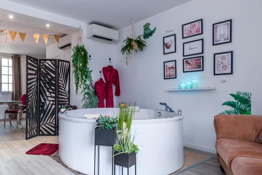 Suite L'echappee - Maison romantique - SPA & Sauna Privatif- Pole Dance - Lit rond avec miroir au plafond - Pézarches6 de Suite L'echappee - Maison romantique - SPA & Sauna Privatif- Pole Dance - Lit rond avec miroir au plafond