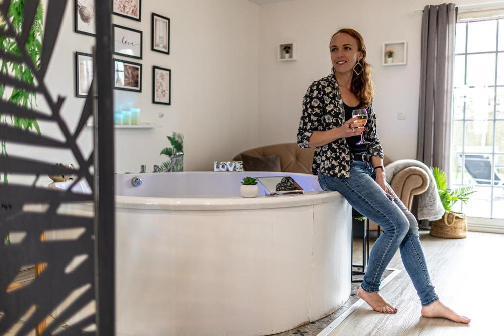 Suite L'echappee - Maison romantique - SPA & Sauna Privatif- Pole Dance - Lit rond avec miroir au plafond - Pézarches17 de Suite L'echappee - Maison romantique - SPA & Sauna Privatif- Pole Dance - Lit rond avec miroir au plafond
