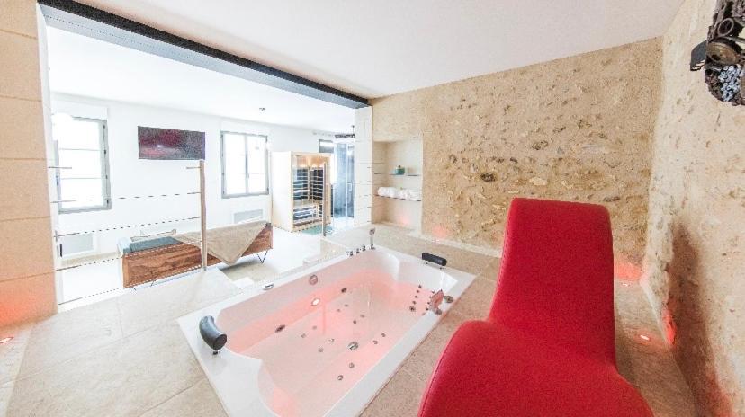 L'indiscrete Love Room - Hammam-Sauna-SPA - Saint-Cyr-sur-Loire2 de L'indiscrete Love Room - Hammam-Sauna-SPA