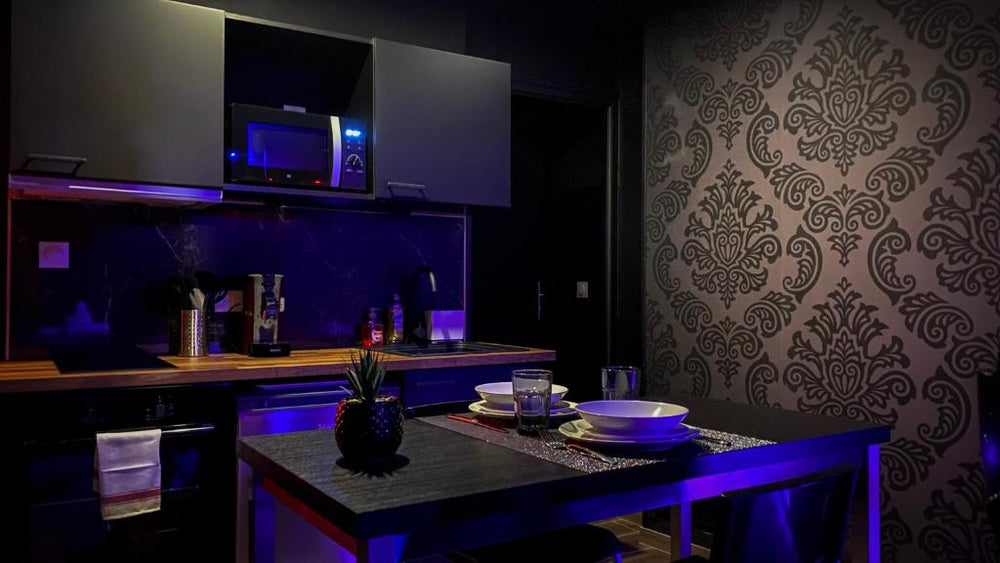 NOUVEAU - LUXURE - Secret Suite - JACUZZI - Melun13 de NOUVEAU - LUXURE - Secret Suite - JACUZZI