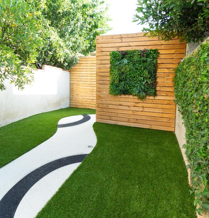 Nuit confort avec Balnéo XXL privative et Climatisation - Nantes9 de Nuit confort avec Balnéo XXL privative et Climatisation