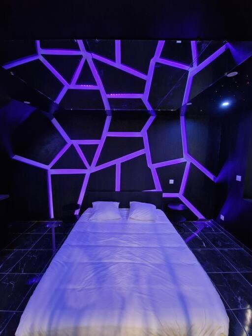 Suite Coquine avec jacuzzi YaoSpa60 - Laigneville7 de Suite Coquine avec jacuzzi YaoSpa60
