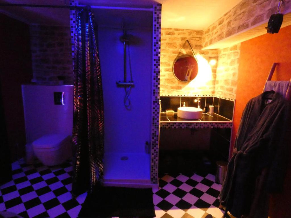 LOVE ROOM Le rouge et noir - Barr34 de LOVE ROOM Le rouge et noir