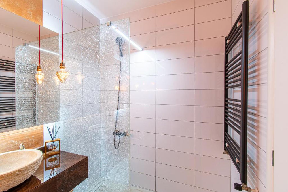 Jacuzzi - Love - BDSM - Extra Luxury - EV chargger - Valentine's Day - Red Room - Flexible SelfCheckIns 28 - Zagreb21 de Jacuzzi - Love - BDSM - Extra Luxury - EV chargger - Valentine's Day - Red Room - Flexible SelfCheckIns 28