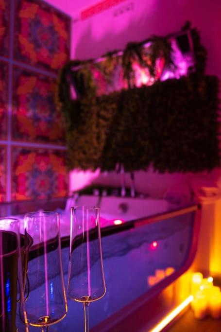 luxury Love Room Spa Whirlpool Jacuzzi - Nürnberg11 de luxury Love Room Spa Whirlpool Jacuzzi