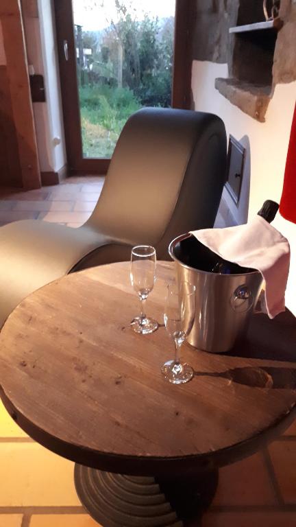 GITE Chambre SPA Privé DE L'ANCIENNE FERME - Vallières24 de GITE Chambre SPA Privé DE L'ANCIENNE FERME