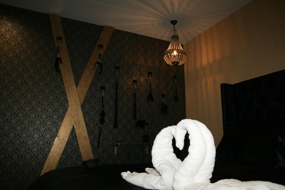 Désirs d'une nuit - Loveroom jacuzzi - Cagny24 de Désirs d'une nuit - Loveroom jacuzzi