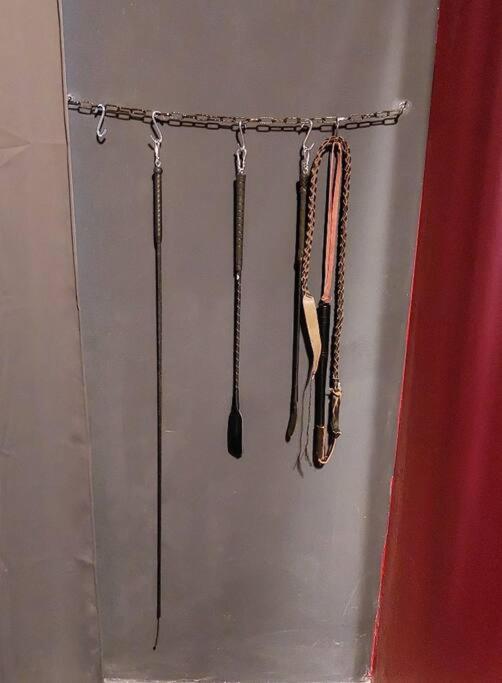 Budapest BDSM Studio - Budapest11 de Budapest BDSM Studio