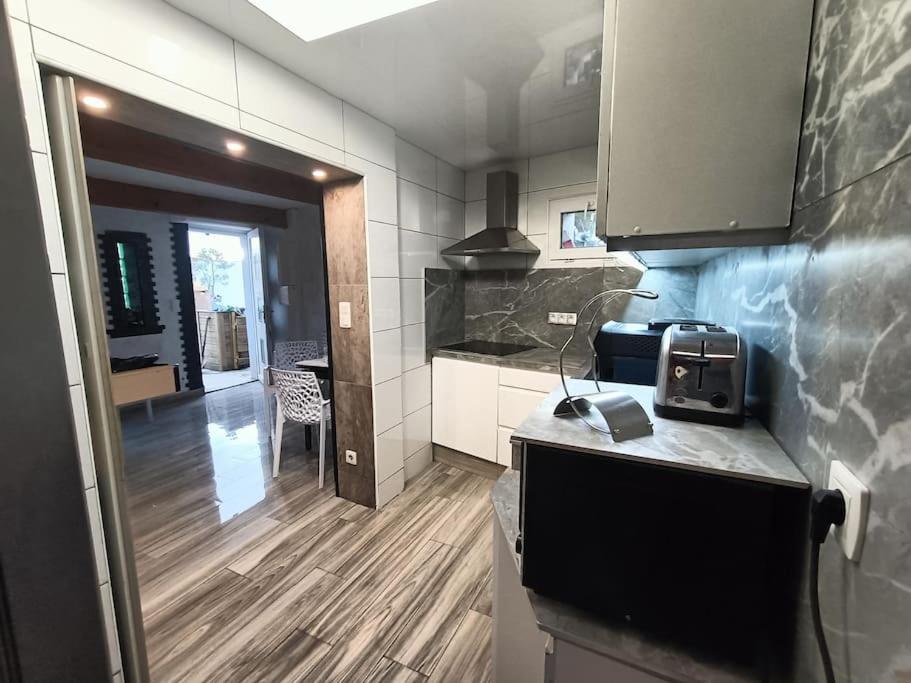 Appartement Le Secret Spa billard sensualité - Espondeilhan4 de Appartement Le Secret Spa billard sensualité