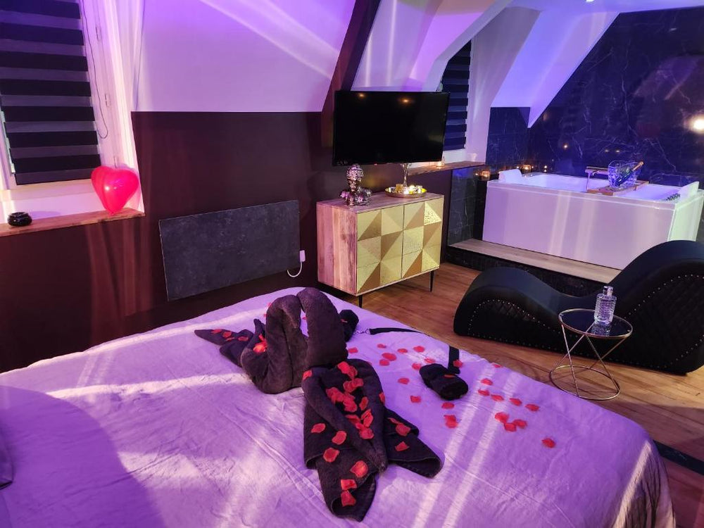 Caen, Tu m'aimes - Suite Romantique - Caen15 de Caen, Tu m'aimes - Suite Romantique
