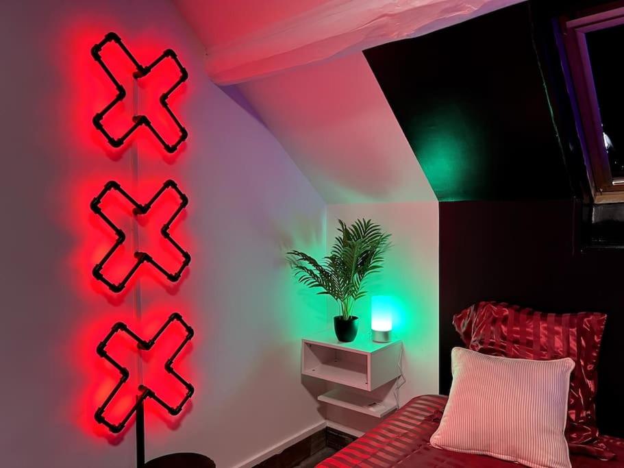 Red love-room / Balnéo & plus ! - Souppes-sur-Loing9 de Red love-room / Balnéo & plus !