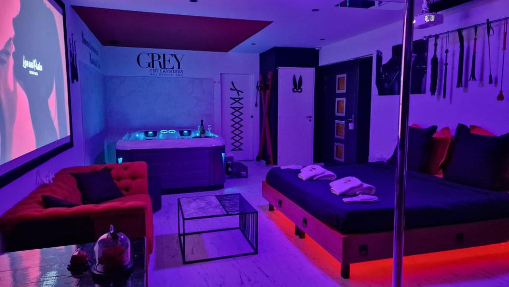 Loveroom Very Good Trip chambre avec jacuzzi privatif - Staple4 de Loveroom Very Good Trip chambre avec jacuzzi privatif