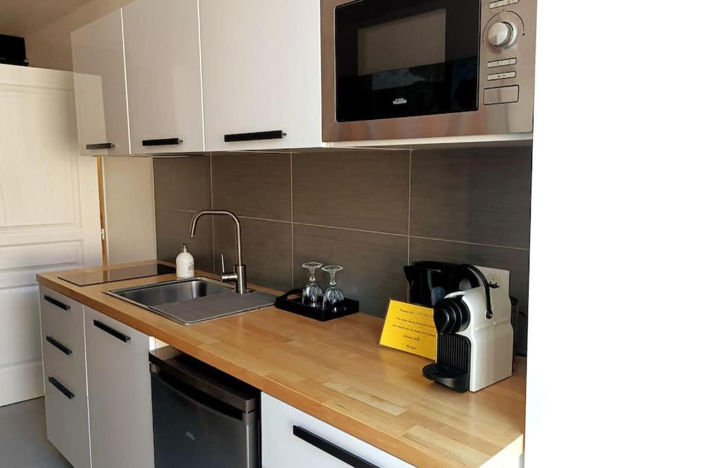 Appartement balnéo et sauna privés The Red Room - Mauguio27 de Appartement balnéo et sauna privés The Red Room