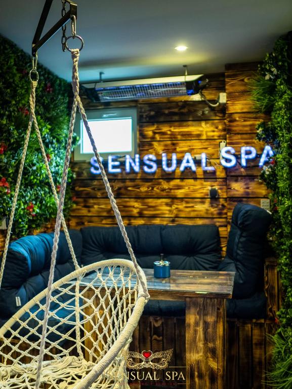 Sensual SPA- Love ROOM Jacuzzi Hammam Terrasse - Nancy9 de Sensual SPA- Love ROOM Jacuzzi Hammam Terrasse