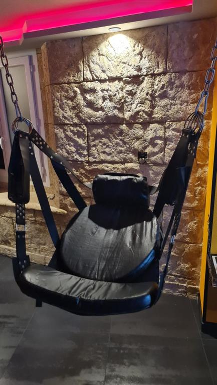 LOVEROOM "Des Chaines Les Passions" - Bargemon14 de LOVEROOM "Des Chaines Les Passions"