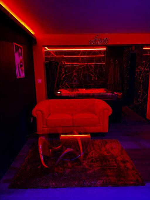 Love Room Passion - Talmont-Saint-Hilaire16 de Love Room Passion