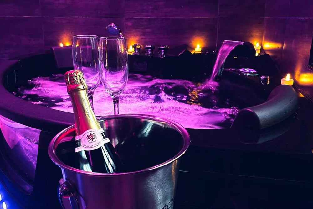 Love Room Le Chalet / Jacuzzi / Sauna - Château-Landon10 de Love Room Le Chalet / Jacuzzi / Sauna