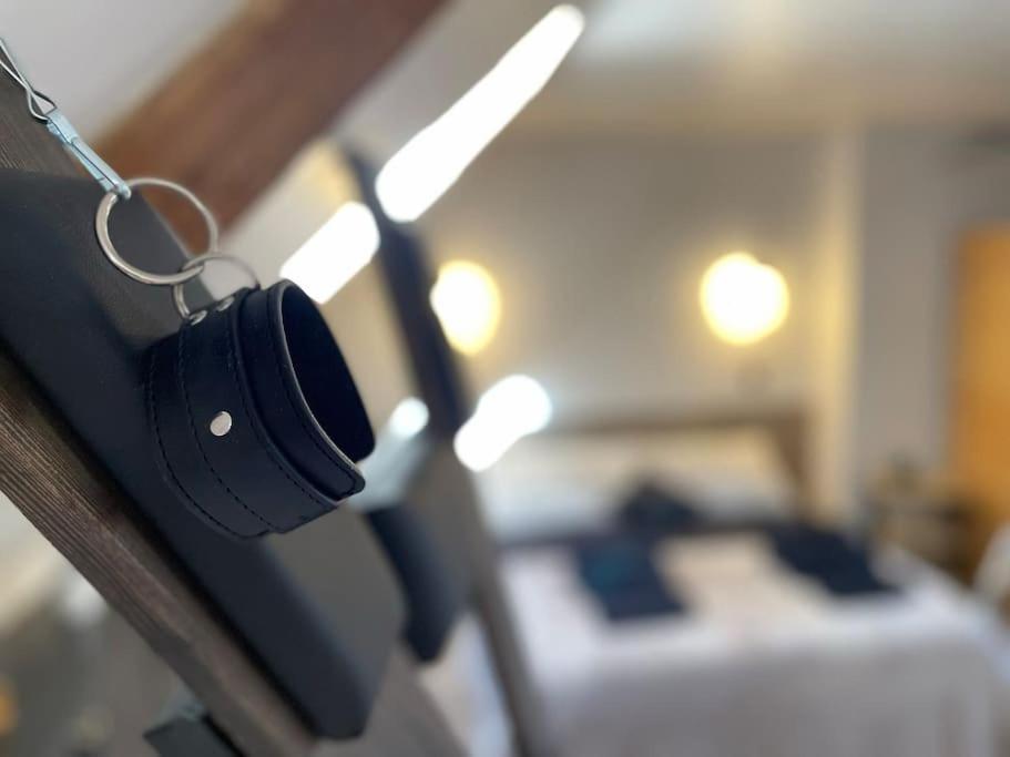 Love Room Le Chalet / Jacuzzi / Sauna - Château-Landon25 de Love Room Le Chalet / Jacuzzi / Sauna