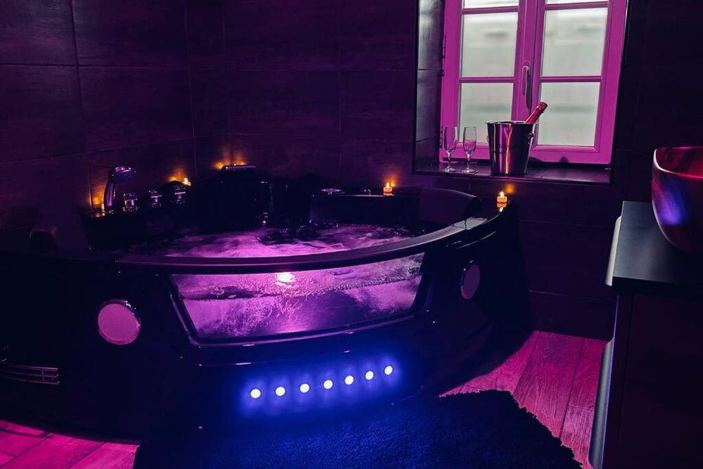 Love Room Le Chalet / Jacuzzi / Sauna - Château-Landon27 de Love Room Le Chalet / Jacuzzi / Sauna