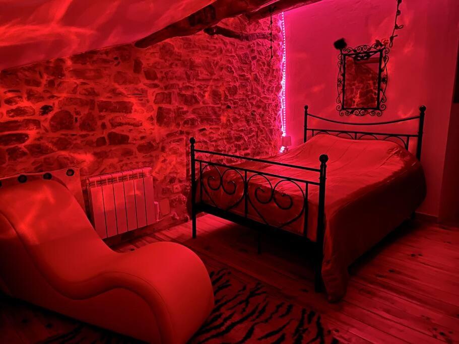 Love room de Blanche Neige - Assignan8 de Love room de Blanche Neige