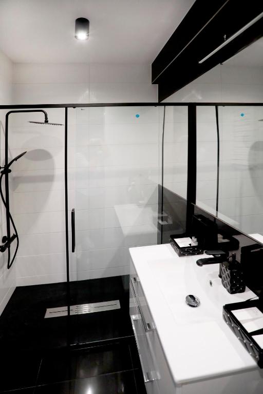 World Of Ecstasy - Apartament BDSM - Reda7 de World Of Ecstasy - Apartament BDSM