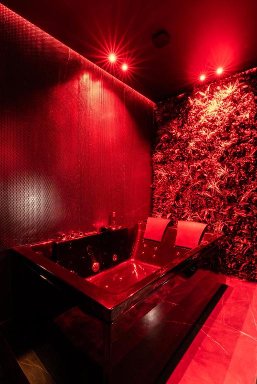 Évasion intime : Love Room de luxe à Cannes - Cannes4 de Évasion intime : Love Room de luxe à Cannes