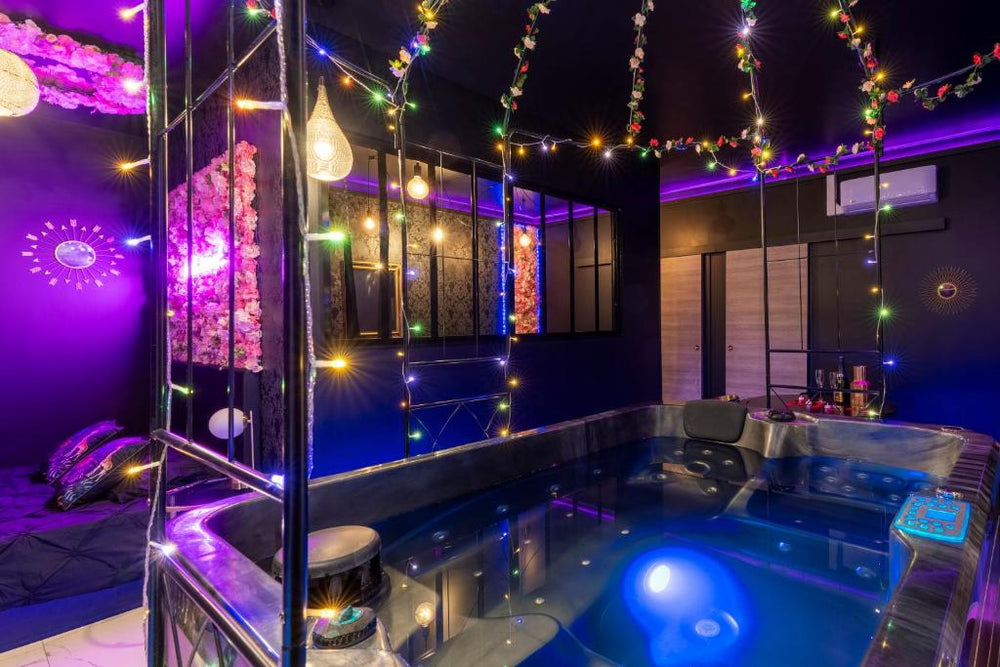 Sweet SECRET'S JACUZZI - Le Breuil18 de Sweet SECRET'S JACUZZI
