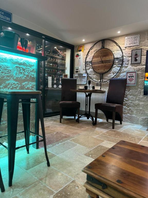 SUITE 785 Chambre Jacuzzi Sauna - Montauban33 de SUITE 785 Chambre Jacuzzi Sauna