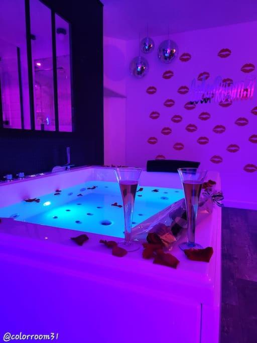 Colorroom31 - Nuit insolite - Spa - Tantra - Love room - Rouffiac-Tolosan12 de Colorroom31 - Nuit insolite - Spa - Tantra - Love room