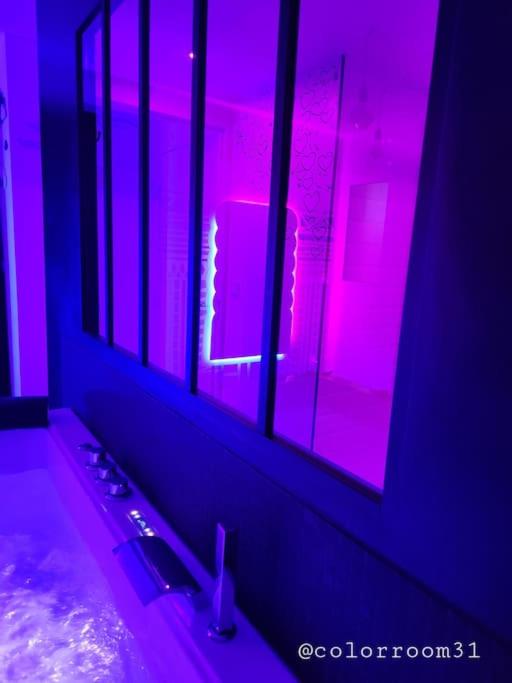 Colorroom31 - Nuit insolite - Spa - Tantra - Love room - Rouffiac-Tolosan20 de Colorroom31 - Nuit insolite - Spa - Tantra - Love room