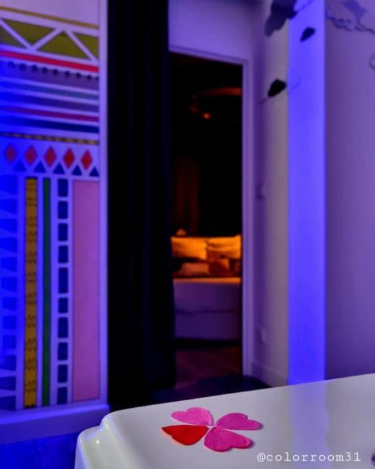 Colorroom31 - Nuit insolite - Spa - Tantra - Love room - Rouffiac-Tolosan4 de Colorroom31 - Nuit insolite - Spa - Tantra - Love room