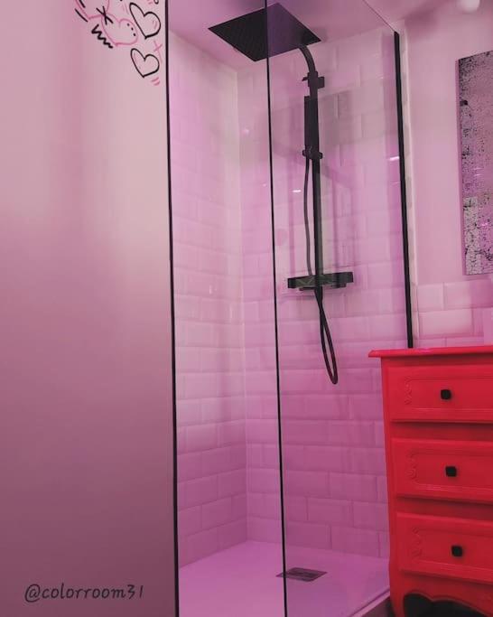 Colorroom31 - Nuit insolite - Spa - Tantra - Love room - Rouffiac-Tolosan17 de Colorroom31 - Nuit insolite - Spa - Tantra - Love room