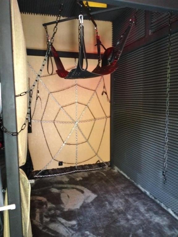 la love interdite chez love room Toulon - Toulon3 de la love interdite chez love room Toulon