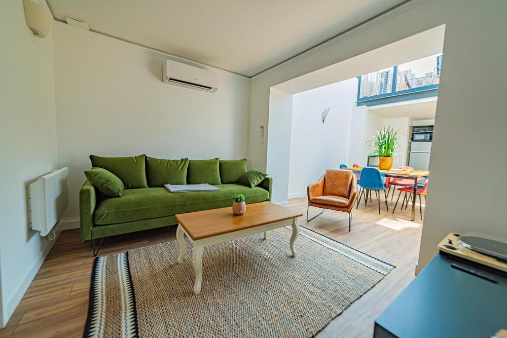 Playroom XXL Loft LOVE Room avec Espace spa Terrasse vue sur les toits Salle de jeux pour adultes Libourne centre 10 min de St Emilion Proche Bordeaux - Libourne16 de Playroom XXL Loft LOVE Room avec Espace spa Terrasse vue sur les toits Salle de jeux pour adultes Libourne centre 10 min de St Emilion Proche Bordeaux