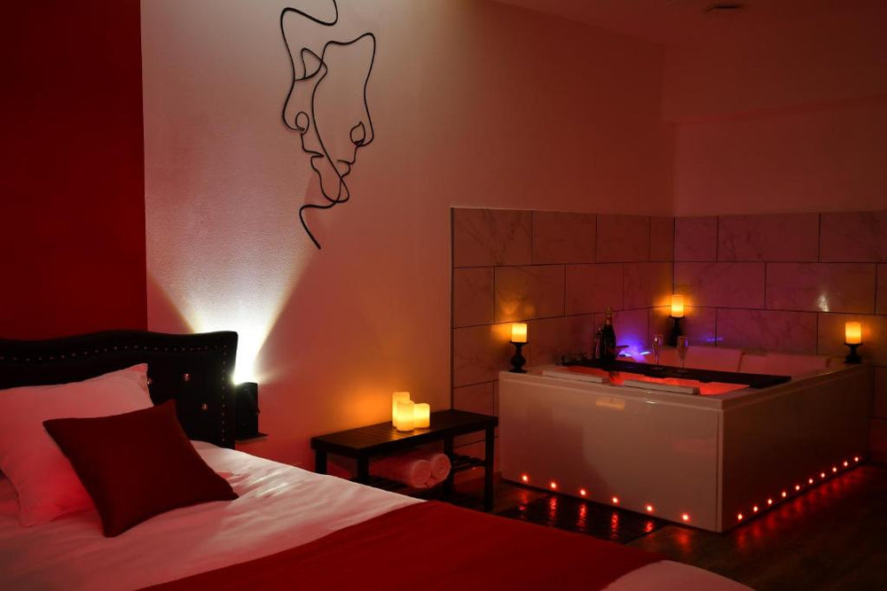 L'Arena - Love Room, Jacuzzi - La Seyne-sur-Mer10 de L'Arena - Love Room, Jacuzzi