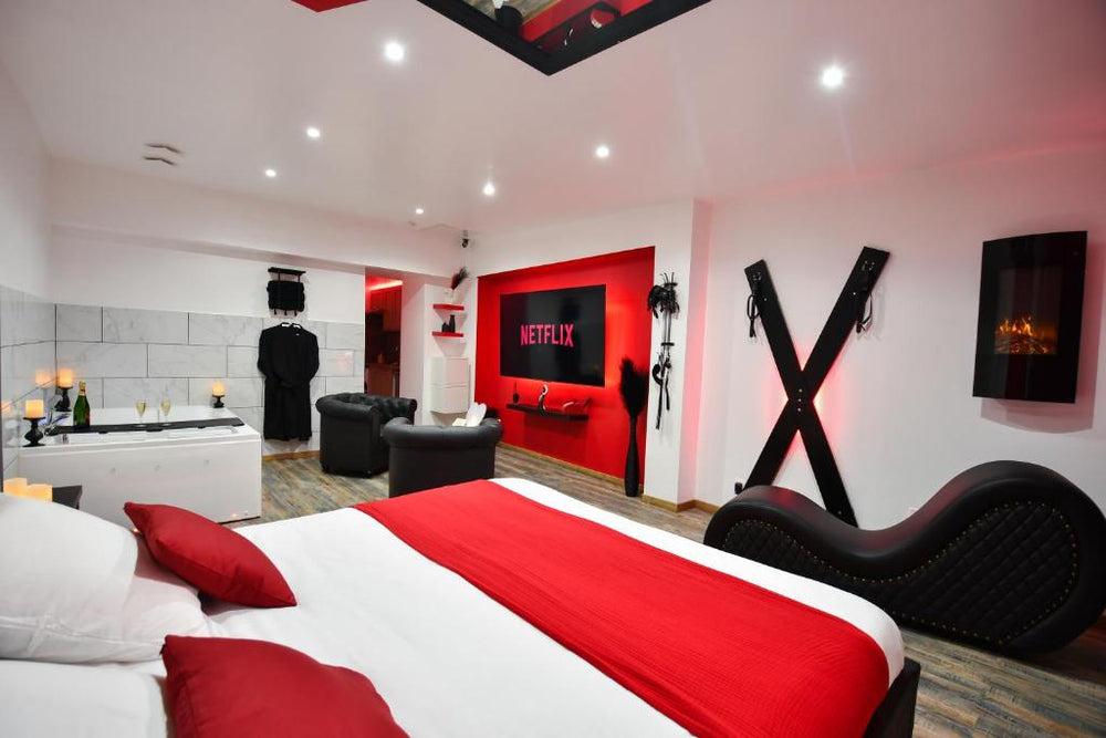 L'Arena - Love Room, Jacuzzi - La Seyne-sur-Mer25 de L'Arena - Love Room, Jacuzzi