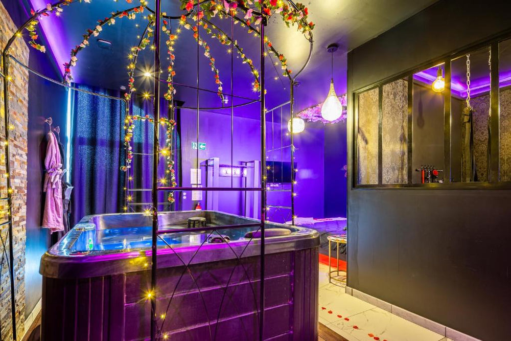 Sweet SECRET'S JACUZZI - Le Breuil17 de Sweet SECRET'S JACUZZI