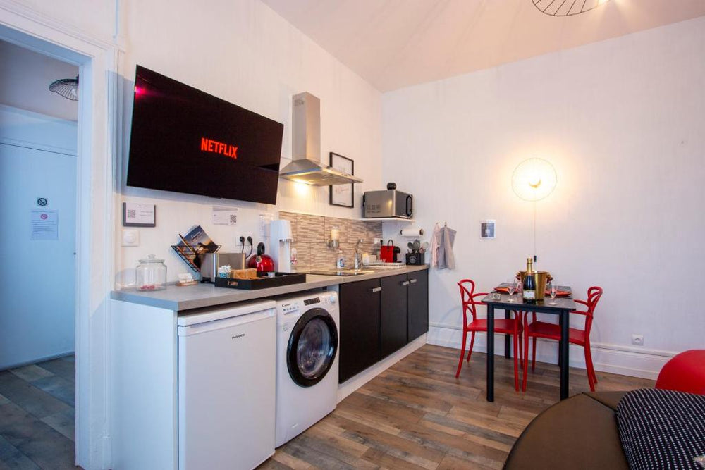 L'Hyper Centre - Netflix & Wifi - Literie Haut de Gamme - check-in 24H24 - GoodMarning - Châlons-en-Champagne23 de L'Hyper Centre - Netflix & Wifi - Literie Haut de Gamme - check-in 24H24 - GoodMarning
