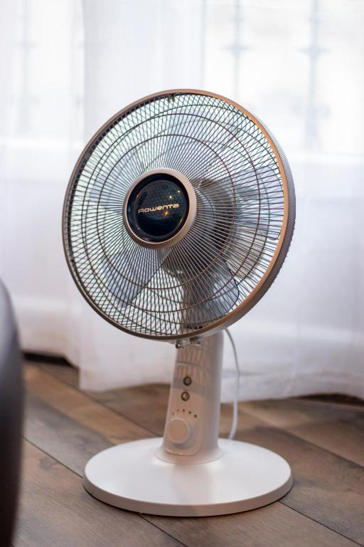 L'Hyper Centre - Netflix & Wifi - Literie Haut de Gamme - check-in 24H24 - GoodMarning - Châlons-en-Champagne14 de L'Hyper Centre - Netflix & Wifi - Literie Haut de Gamme - check-in 24H24 - GoodMarning