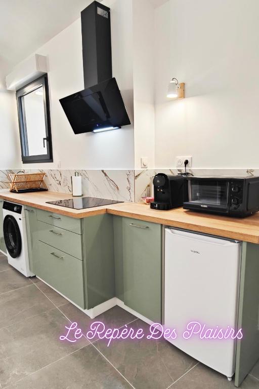 Maisons Plaisir & Pulsion Spa Sauna Privé - Allauch4 de Maisons Plaisir & Pulsion Spa Sauna Privé