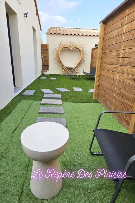 Maisons Plaisir & Pulsion Spa Sauna Privé - Allauch7 de Maisons Plaisir & Pulsion Spa Sauna Privé